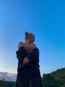 Honeyb00 norway onlyfans